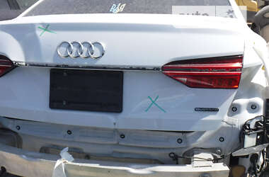 Седан Audi A6 2019 в 