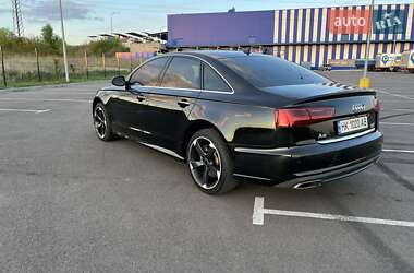 Седан Audi A6 2015 в 