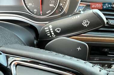 Седан Audi A6 2015 в 