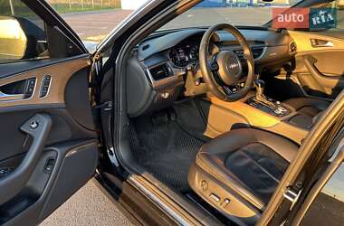 Седан Audi A6 2015 в 