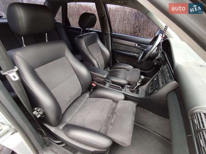 Седан Audi A6 1997 в Киеве