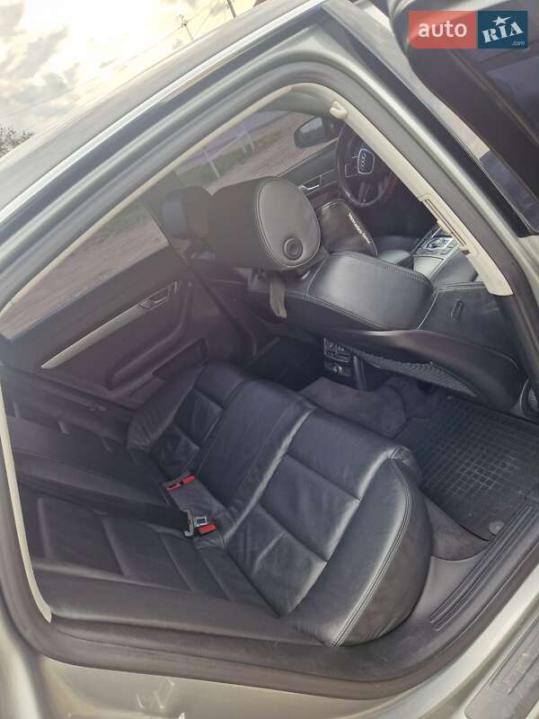 Седан Audi A6 2004 в Сторожинці