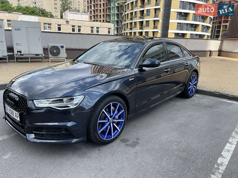 Седан Audi A6 2015 в Киеве