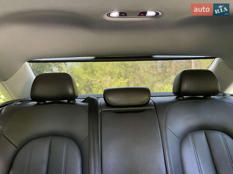 Седан Audi A6 2015 в Киеве