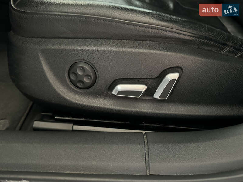 Седан Audi A6 2016 в Киеве