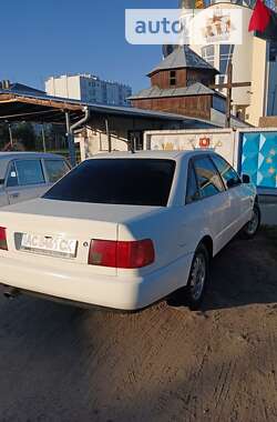 Седан Audi A6 1995 в Стрию