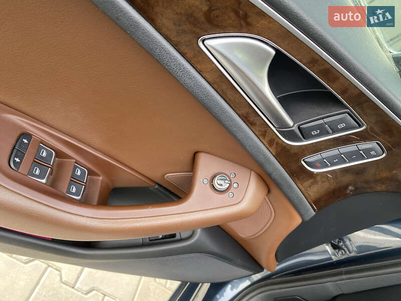 Седан Audi A6 2012 в Луцке