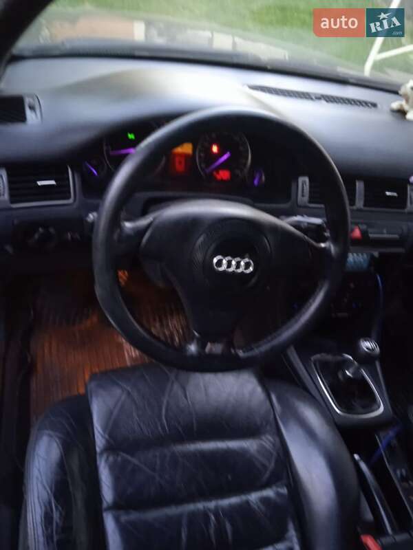 Универсал Audi A6 2004 в Верховине