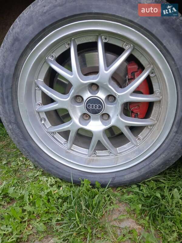 Универсал Audi A6 2004 в Верховине