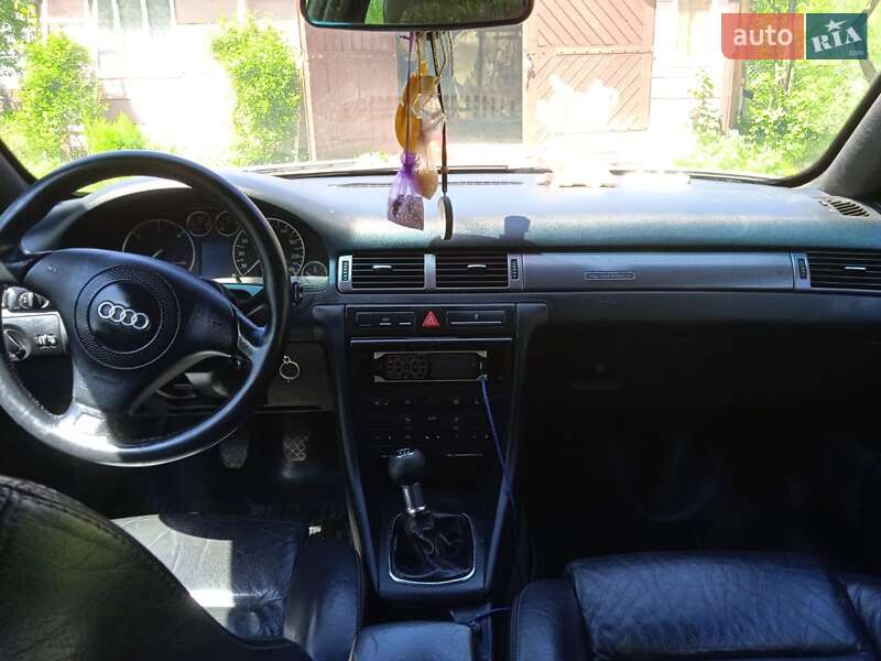 Универсал Audi A6 2004 в Верховине