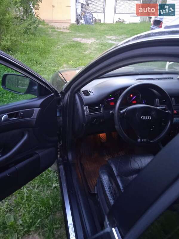 Универсал Audi A6 2004 в Верховине