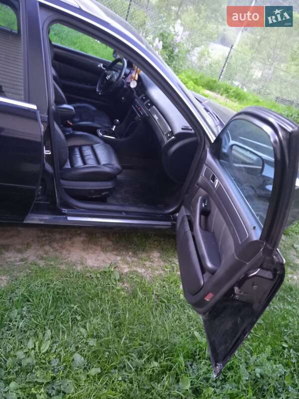 Универсал Audi A6 2004 в Верховине