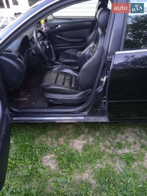 Универсал Audi A6 2004 в Верховине