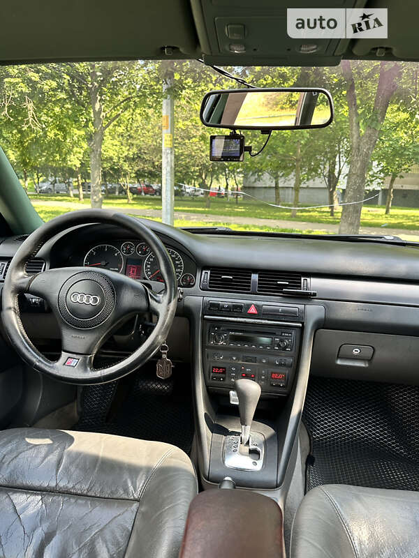 Универсал Audi A6 2003 в Киеве