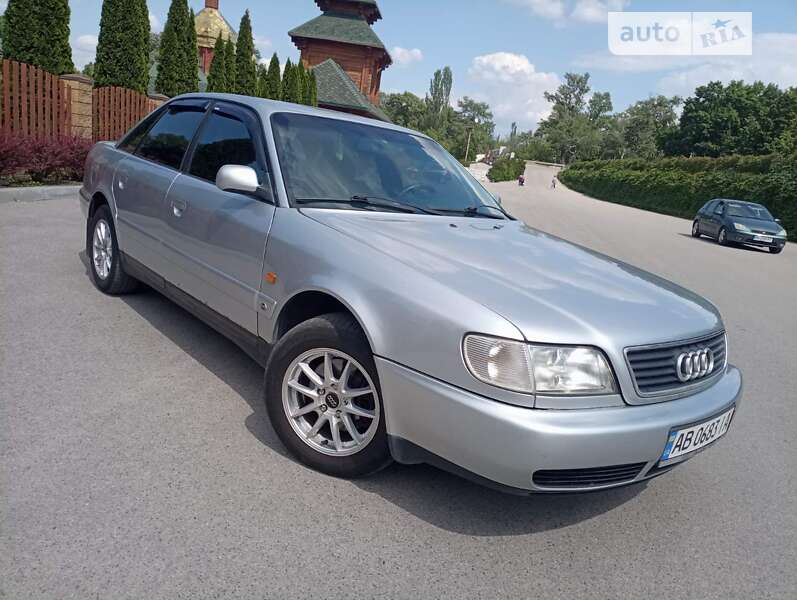 Седан Audi A6 1996 в Дніпрі