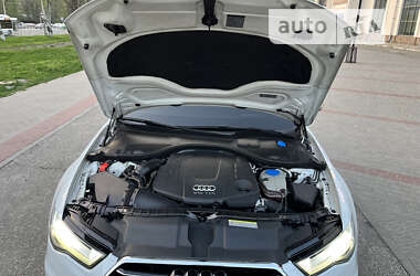 Седан Audi A6 2015 в 