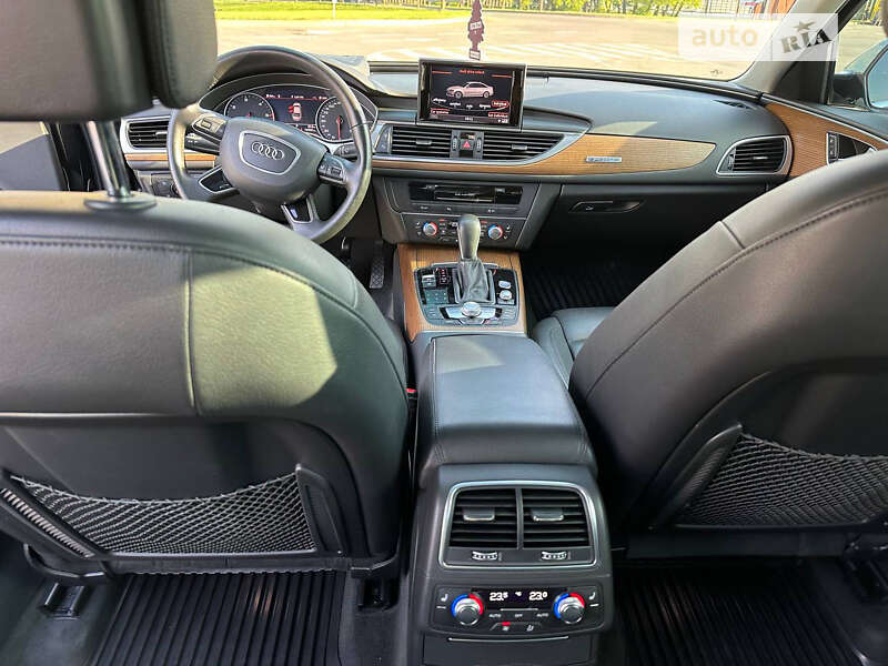 Седан Audi A6 2015 в Киеве