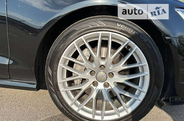 Седан Audi A6 2015 в Киеве