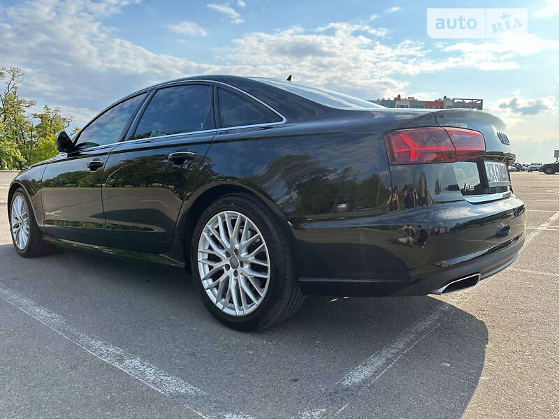 Седан Audi A6 2015 в Киеве