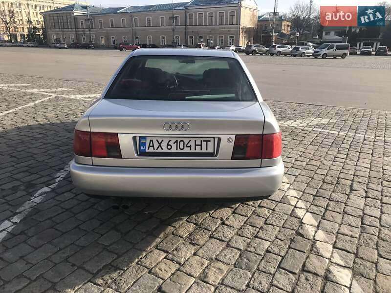 Седан Audi A6 1996 в Харькове