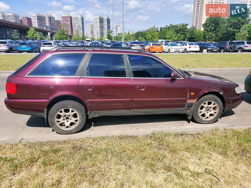 Универсал Audi A6 1996 в Киеве