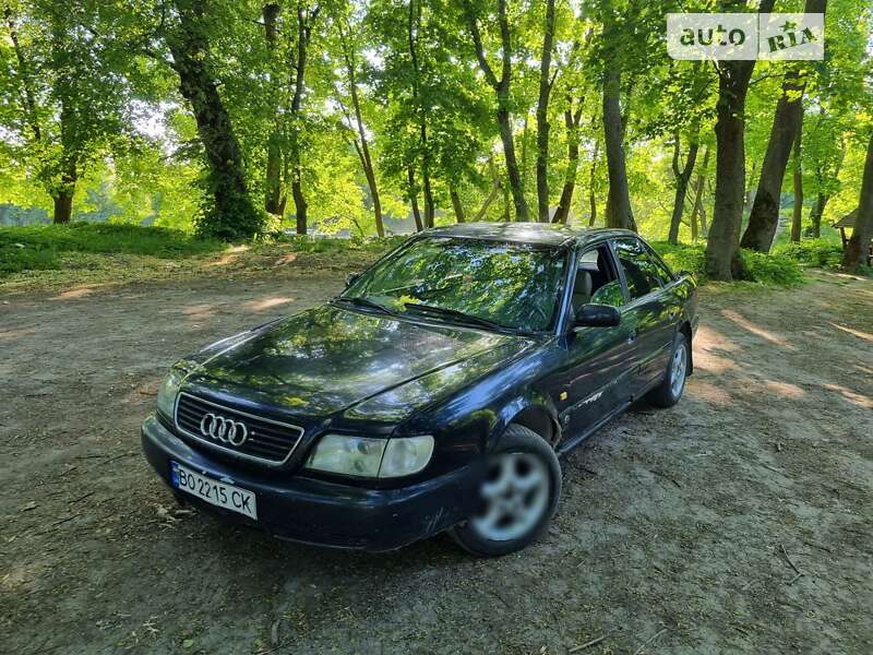 Седан Audi A6 1995 в Млиніві