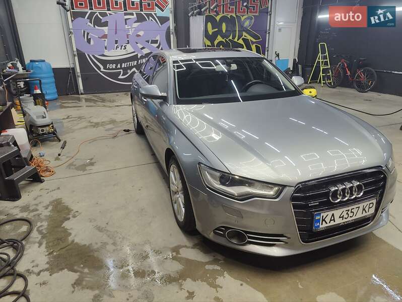 Седан Audi A6 2014 в Киеве