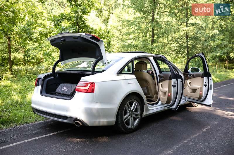 Седан Audi A6 2011 в Луцьку