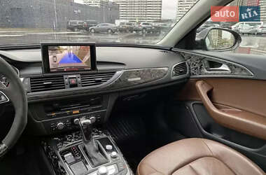 Седан Audi A6 2015 в 