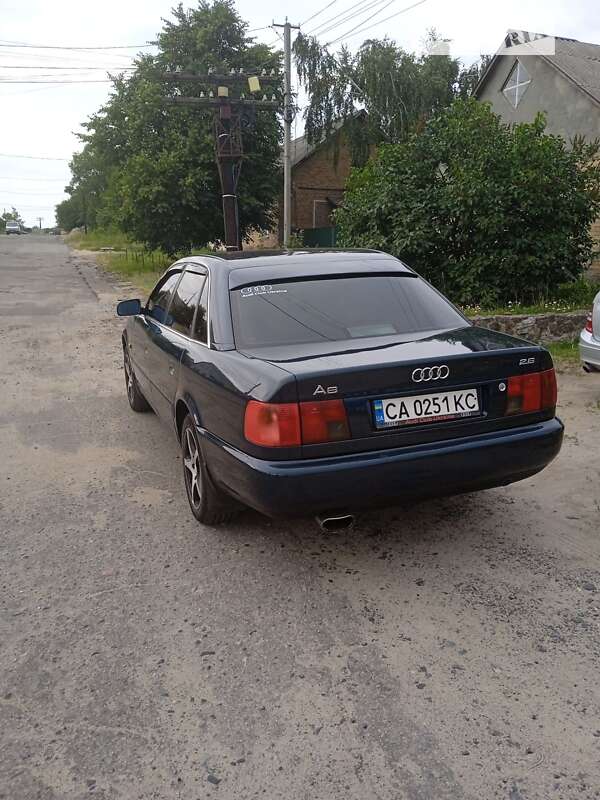 Седан Audi A6 1996 в Черкассах