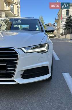 Седан Audi A6 2016 в 