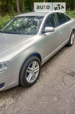 Седан Audi A6 2004 в Луцке