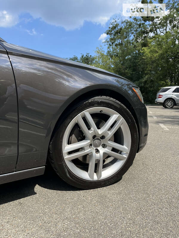 Седан Audi A6 2013 в Киеве