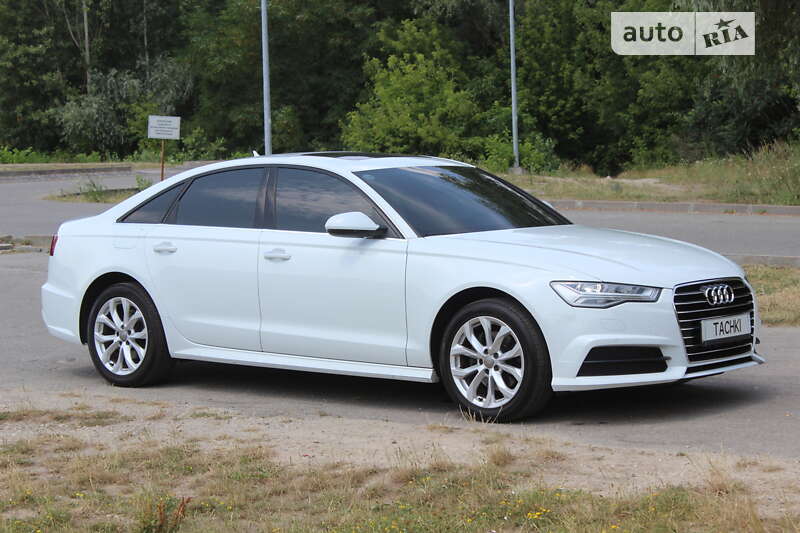 Седан Audi A6 2017 в 
