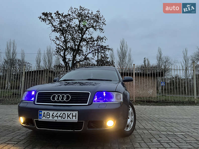 Седан Audi A6 2001 в 