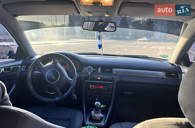 Седан Audi A6 2001 в 