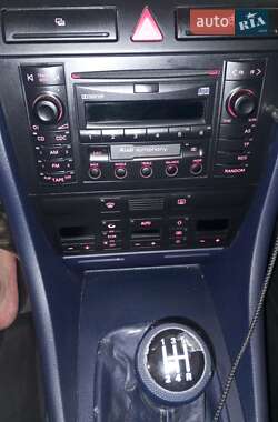 Універсал Audi A6 2000 в 
