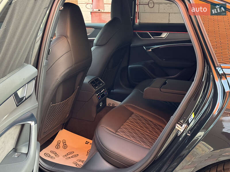 Седан Audi A6 2018 в Киеве