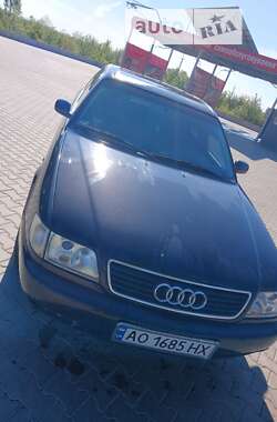 Седан Audi A6 1995 в Берегово