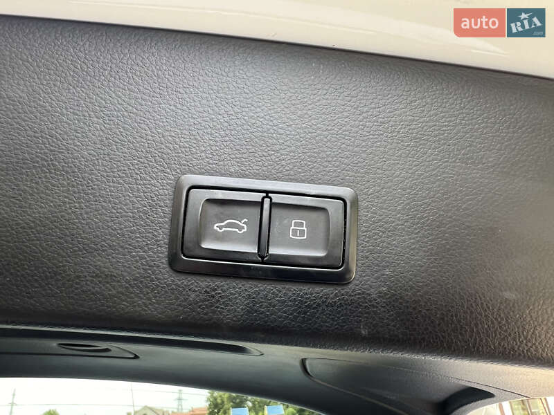 Универсал Audi A6 2016 в Стрые