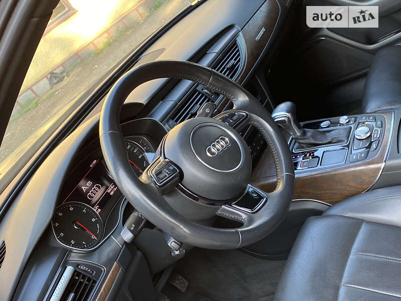 Седан Audi A6 2012 в Иршаве