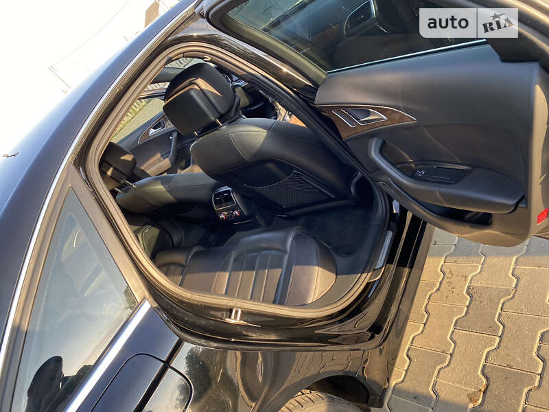 Седан Audi A6 2012 в Иршаве