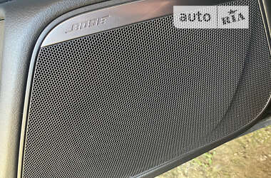 Седан Audi A6 2012 в 