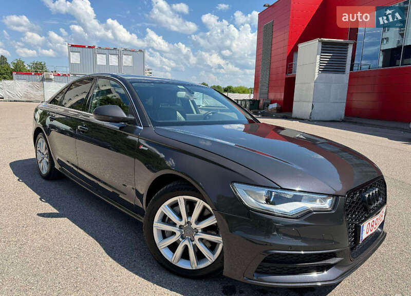 Седан Audi A6 2012 в 