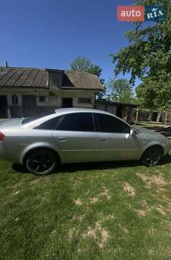 Седан Audi A6 2004 в 