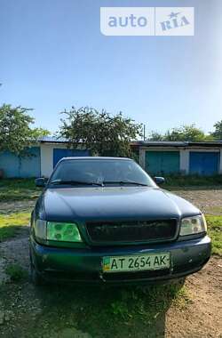 Седан Audi A6 1995 в Долині