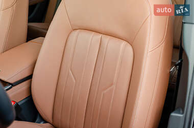 Седан Audi A6 2021 в 