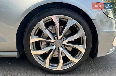 Седан Audi A6 2012 в 