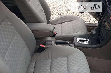 Седан Audi A6 2003 в 