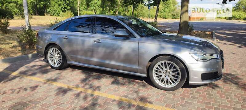 Седан Audi A6 2015 в Кропивницком